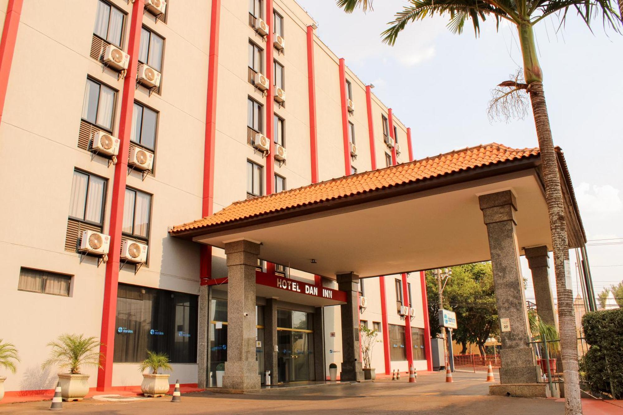 Hotel Dan Inn Araraquara By Nacional Inn Exteriör bild